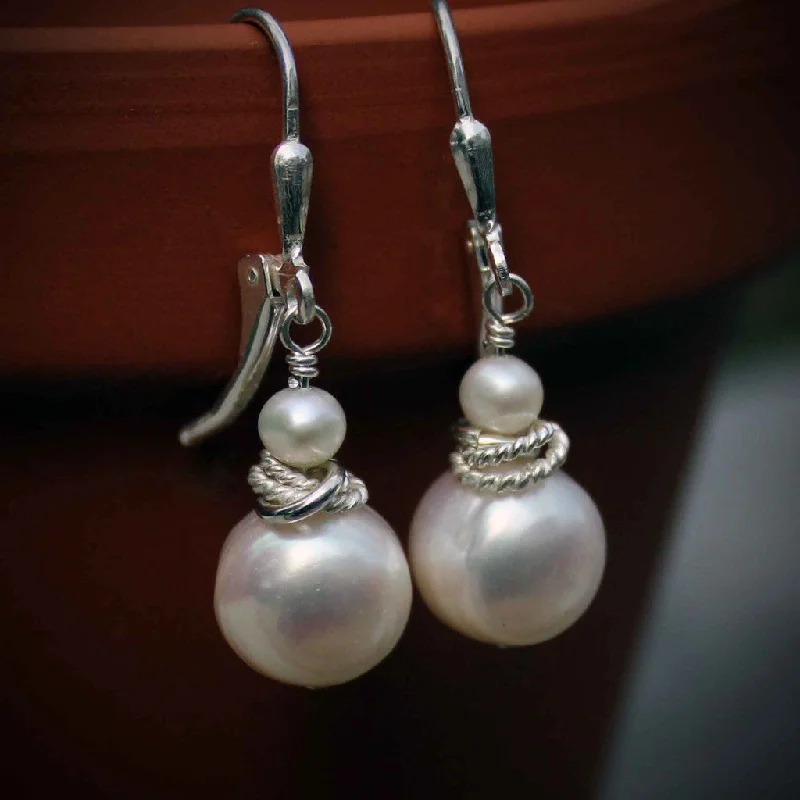 Women’s sapphire earrings-textured pearl earrings