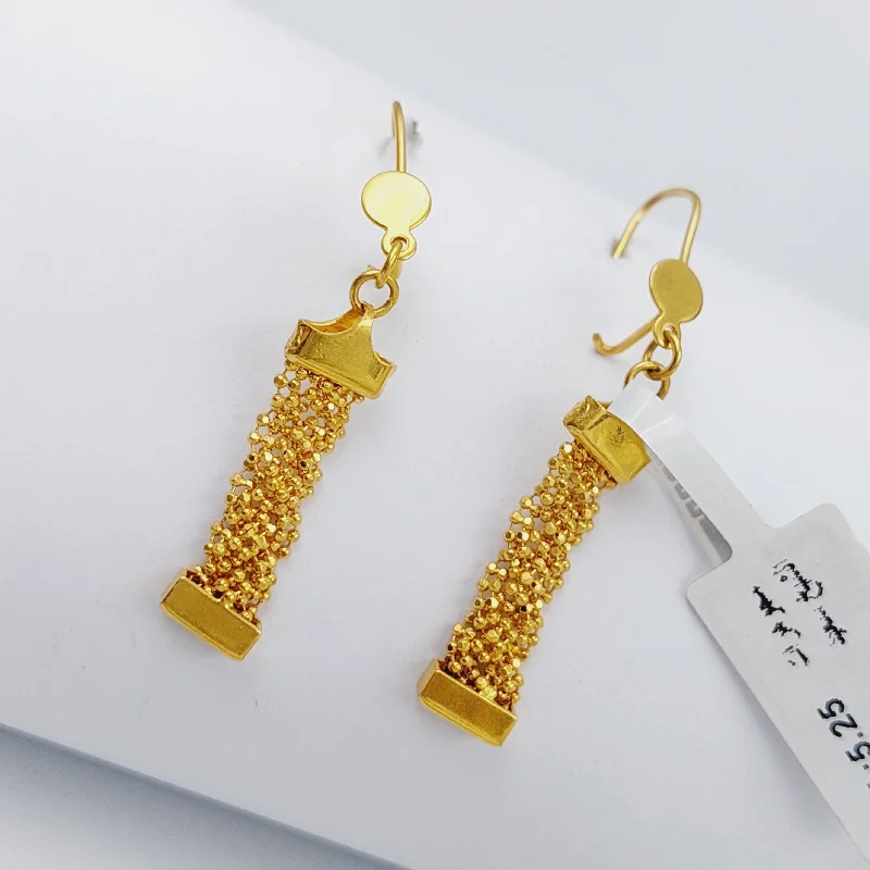 Women’s bold statement earrings-Fancy Earrings