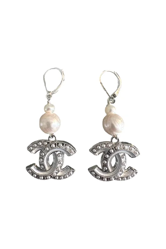 Women’s statement earrings-CC Cutout Silver Pearl Dangle Earrings