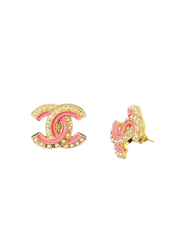 Women’s colorful earrings-CC Cutout Pink & Pearl Button Earrings