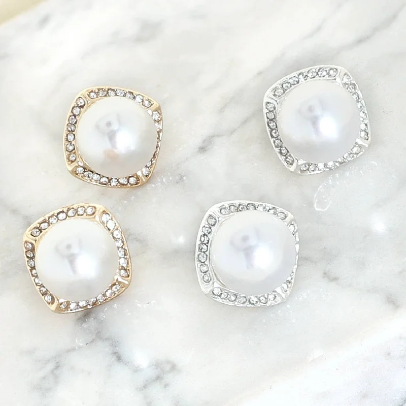 Women’s personalized gemstone earrings-Vintage Style Pearl w/ Rhinestone Halo Gold Stud Earrings