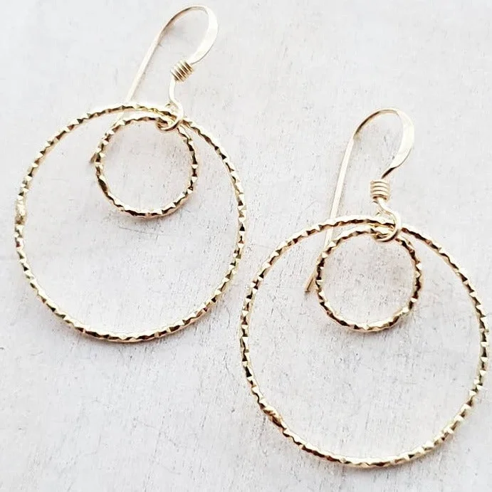 Women’s wedding earrings-Gold Double Circle Diamond Cut Earrings