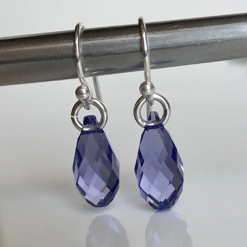 Women’s leaf earrings-teardrop earrings - tanzanite