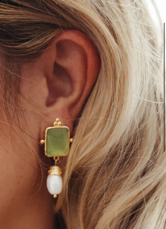 Women’s drop earrings-Elizabeth Taylor Emerald and Pearl Earrings