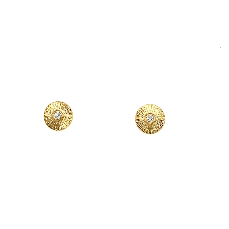 Women’s gold diamond earrings-Fluted Disc Stud Earrings