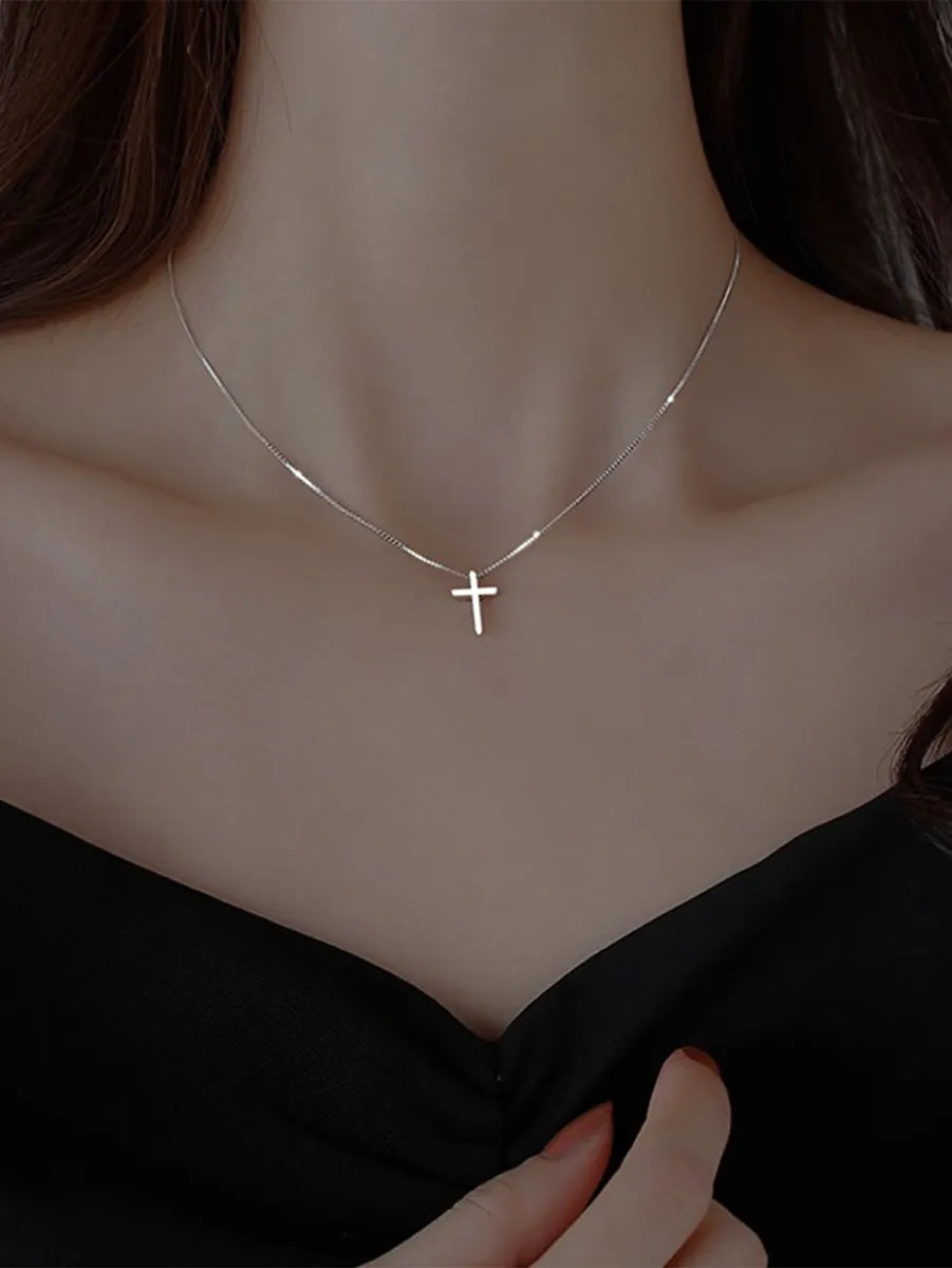 Women’s dainty necklaces-Retro Cross Copper Pendant Necklace In Bulk