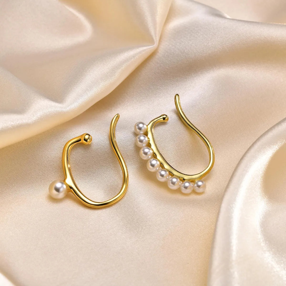 Women’s gold rings-1 Pair Simple Style Geometric Plating Inlay Brass Artificial Pearls Ear Cuffs