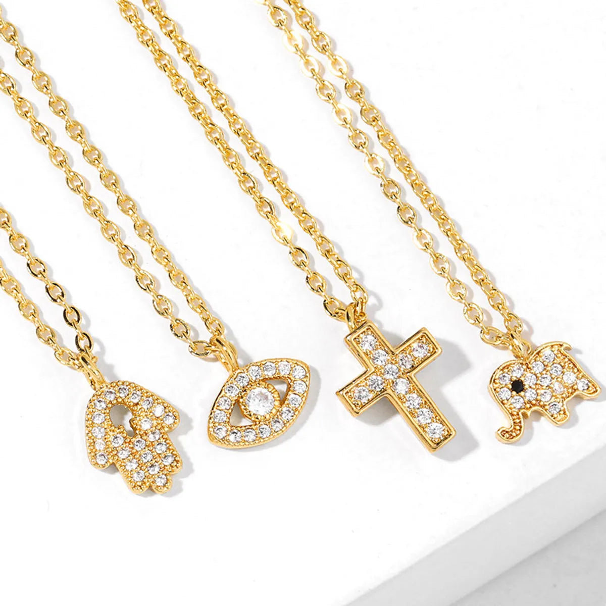 Women’s engraved gold necklaces-Fashion Cross 18k Gold Plated Necklace In Bulk