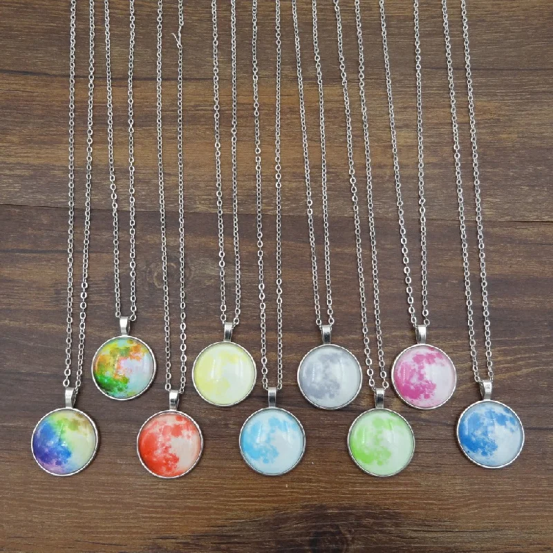 Women’s zodiac necklaces-Simple Style Moon Alloy Plating Inlay Glass Unisex Pendant Necklace