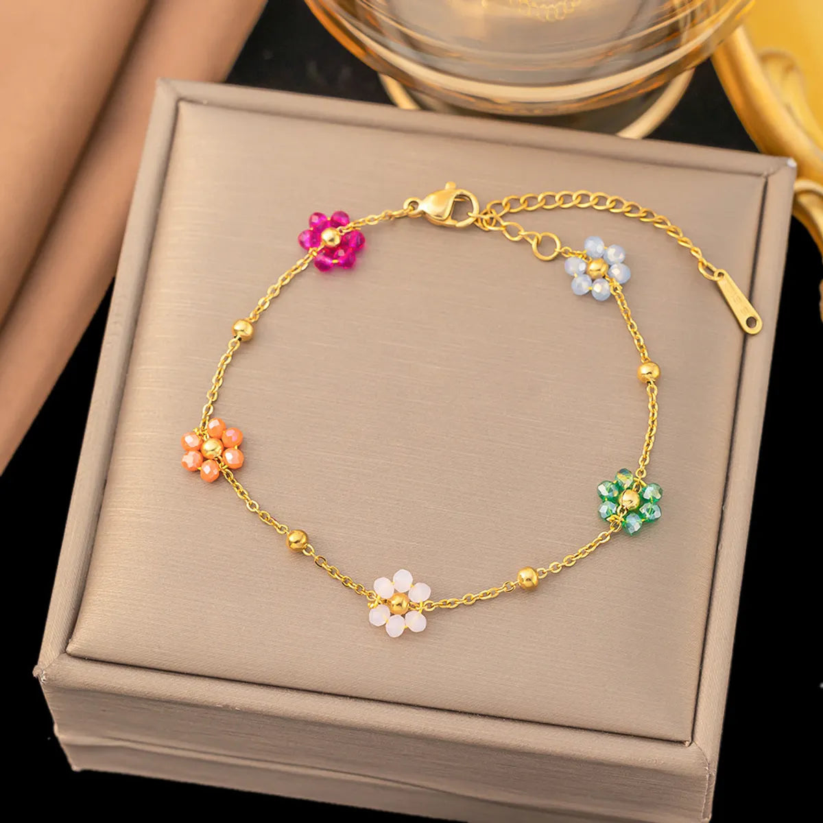 33 [Ae153] Colorful Beads Flower Bracelet Gold