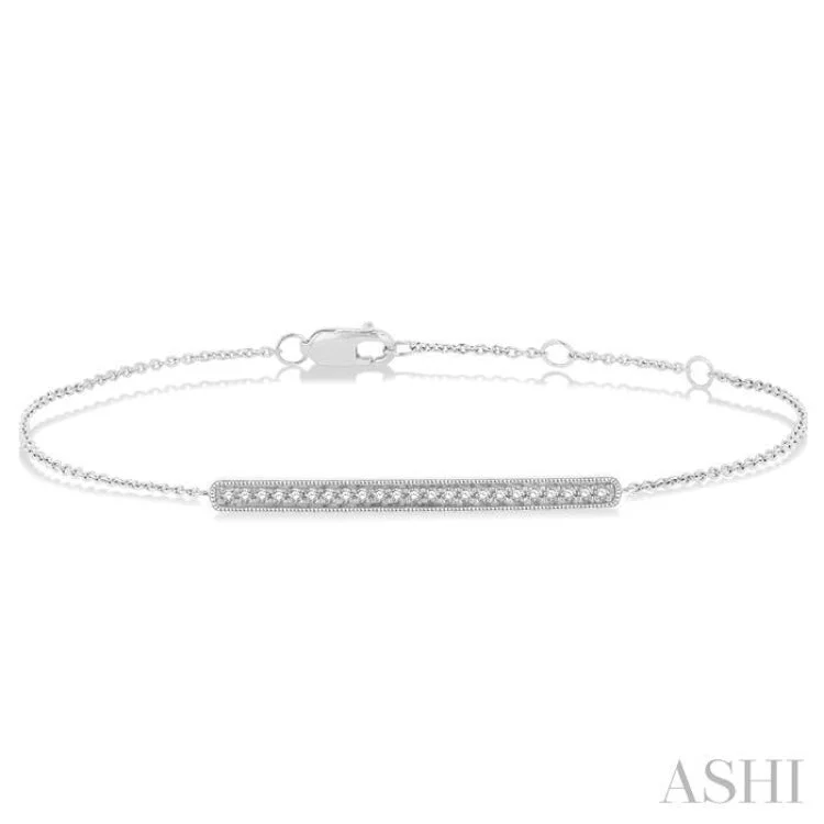 Women’s leather bracelets-1/6 ctw Bar Center Round Cut Diamond Petite Bracelet in 10K White Gold