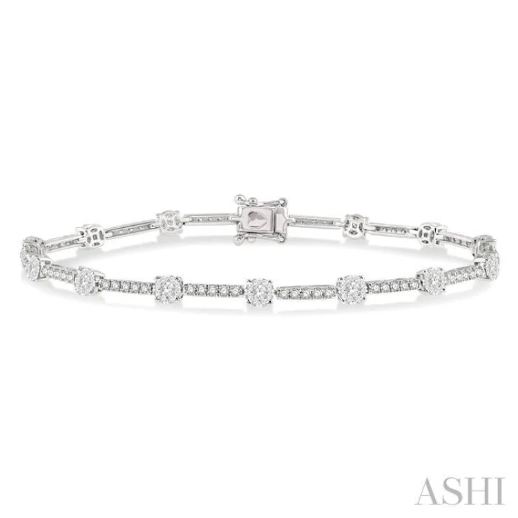 Women’s silver bangles-1 3/4 ctw Lovebright Round Cut Diamond Bar Tennis Bracelet in 14K White Gold