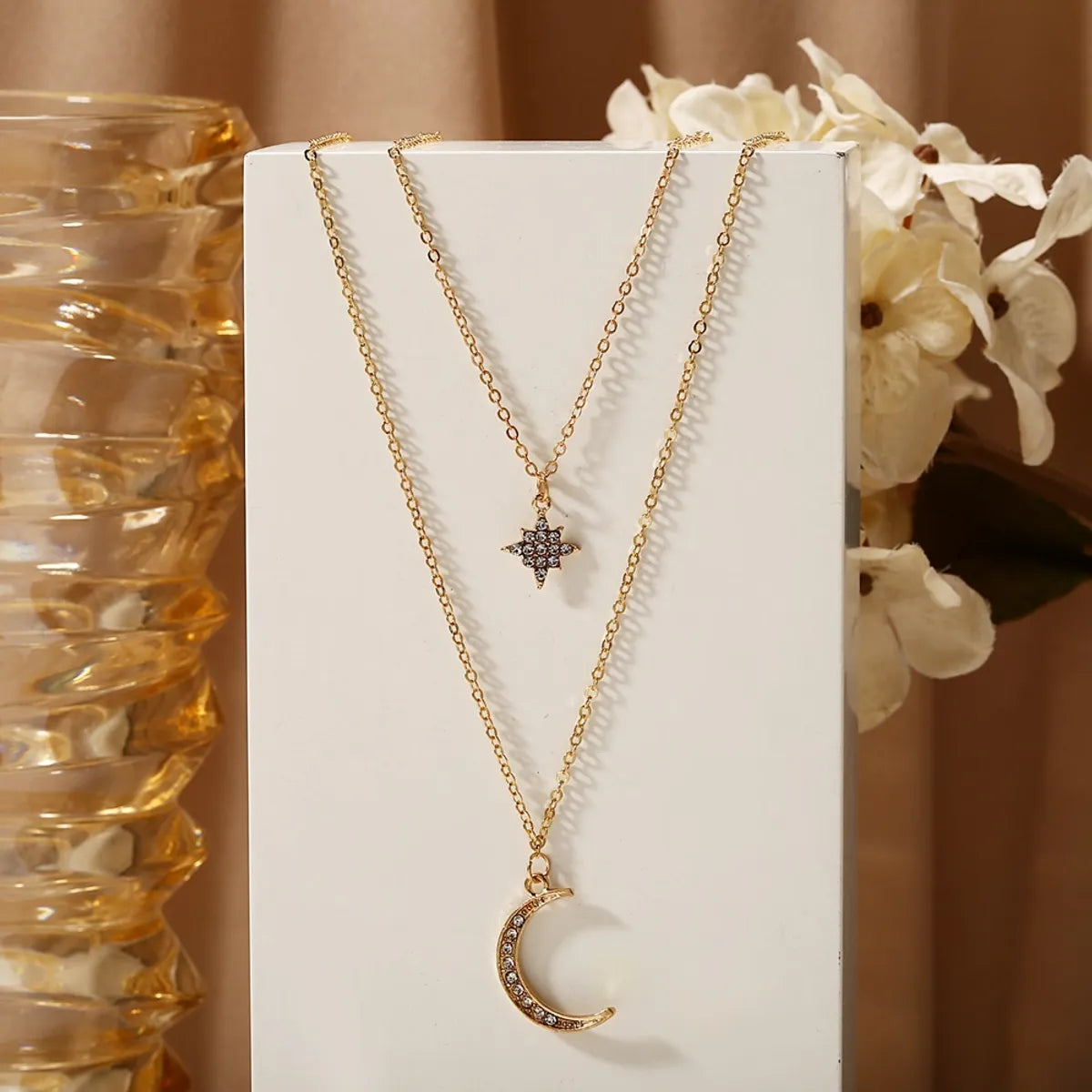 Women’s flower necklaces-Fashion Solid Color Rhinestones Alloy Wholesale Layered Necklaces