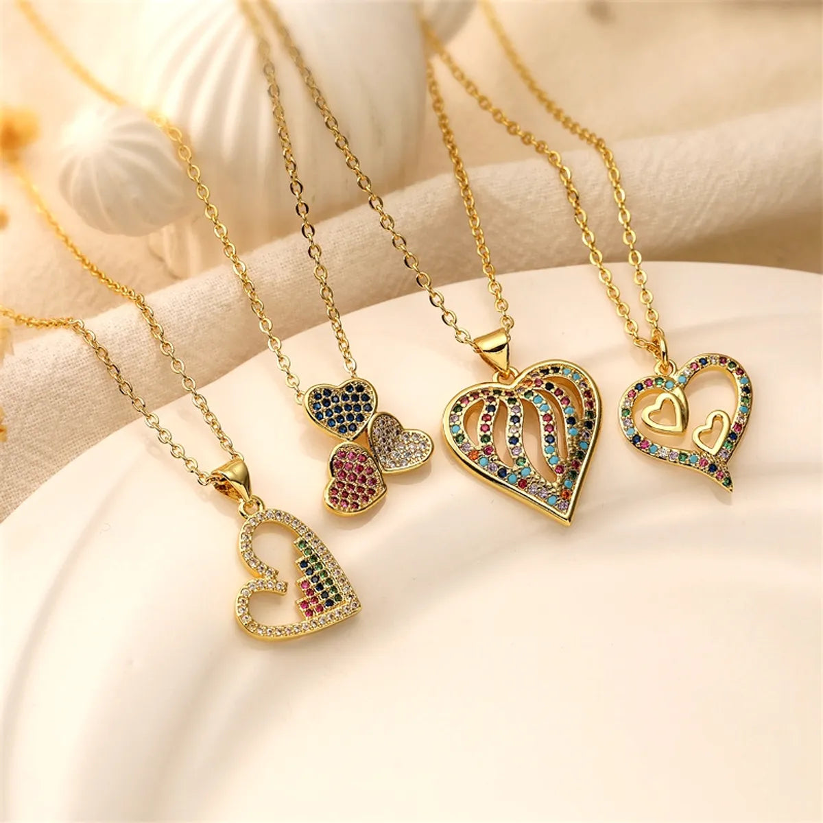 Women’s diamond pendant necklaces-Ig Style Simple Style Heart Shape Copper Plating Inlay Zircon Gold Plated Pendant Necklace