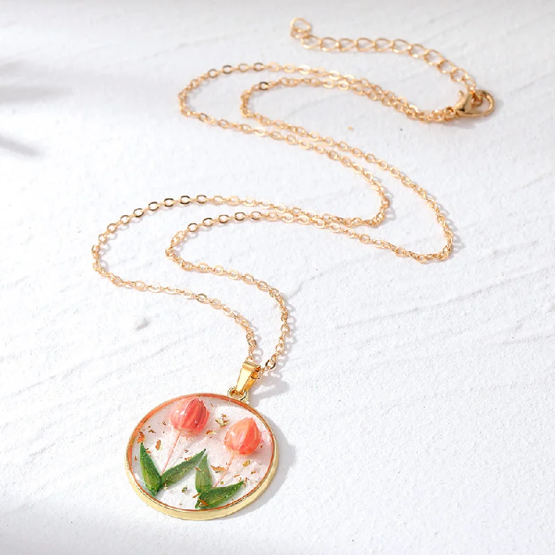 Women’s charm necklaces-Sweet Simple Style Flower Resin Epoxy Women's Pendant Necklace