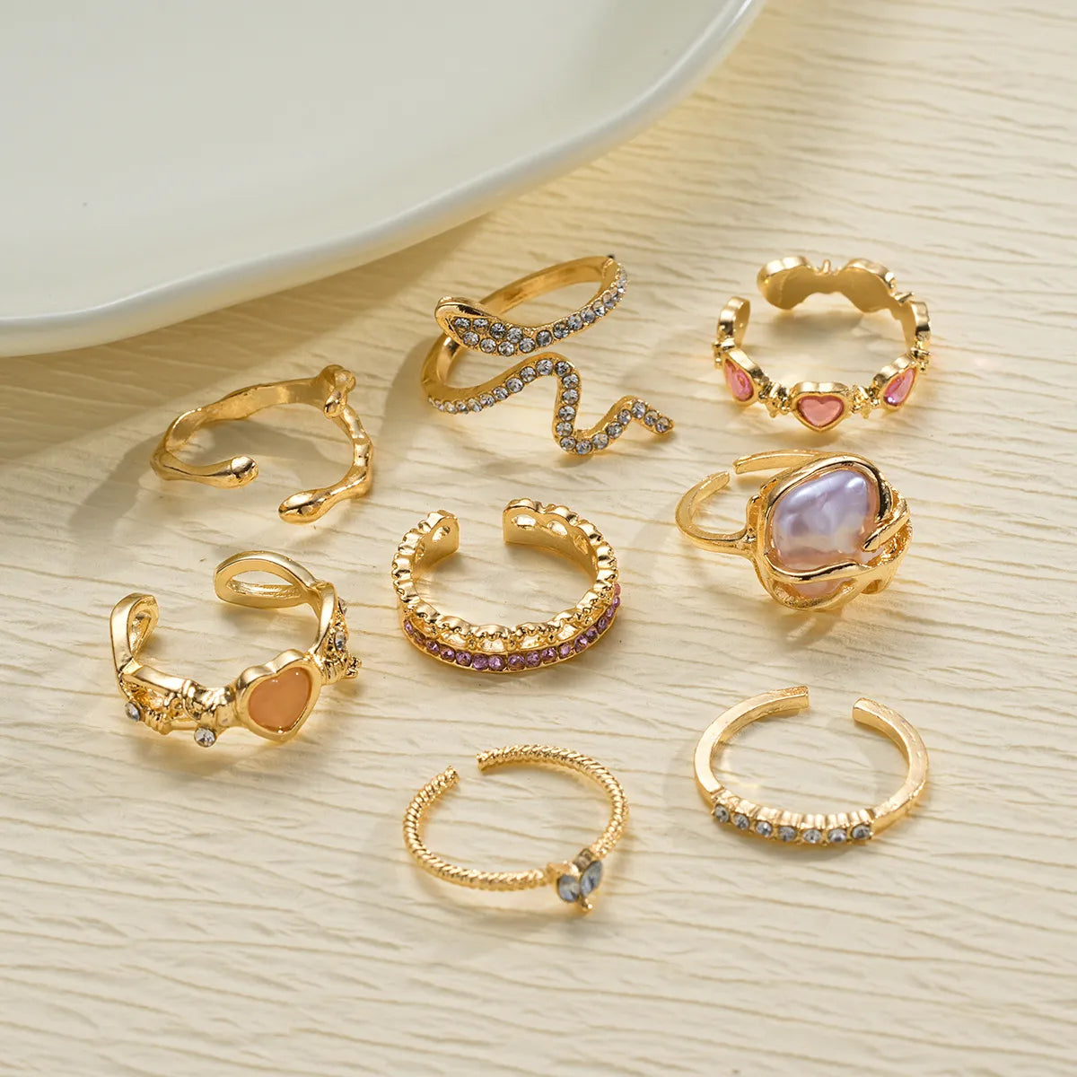 Women’s vintage diamond rings-Cute Simple Style Heart Shape Snake Rhinestones Alloy Wholesale