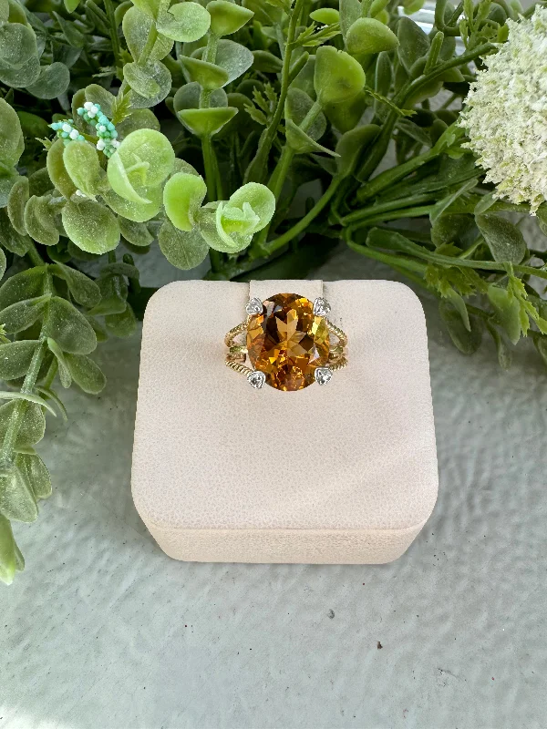 Women’s rose gold rings-Rio Golden Citrine Ring