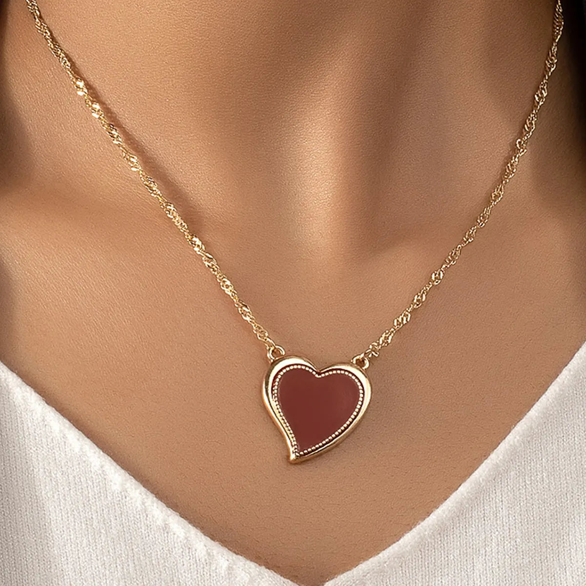 Women’s elegant gold necklaces-Classic Style Commute Heart Shape Ferroalloy Zinc Alloy Women's Pendant Necklace