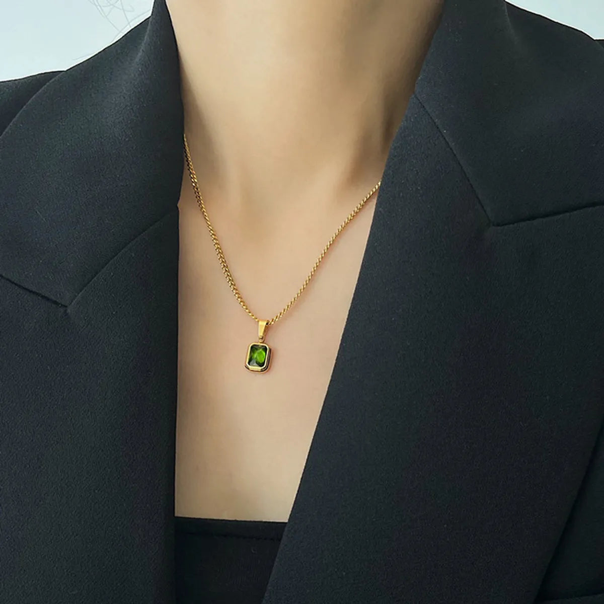 Women’s layered gold necklaces-Vintage Style Square Titanium Steel Inlay Zircon Pendant Necklace