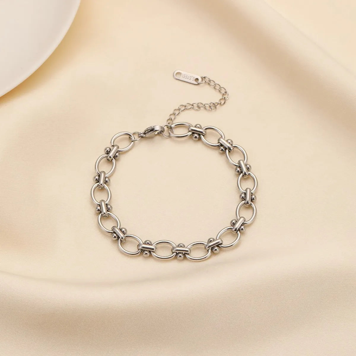 39 [Ae203] Hollow Ring Bracelet Steel Color