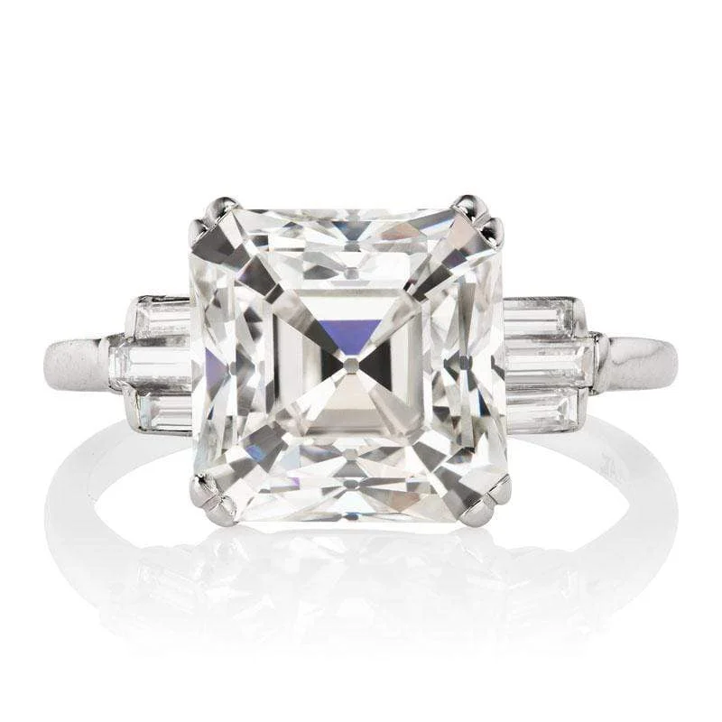 Women’s round-cut engagement rings-Bogard